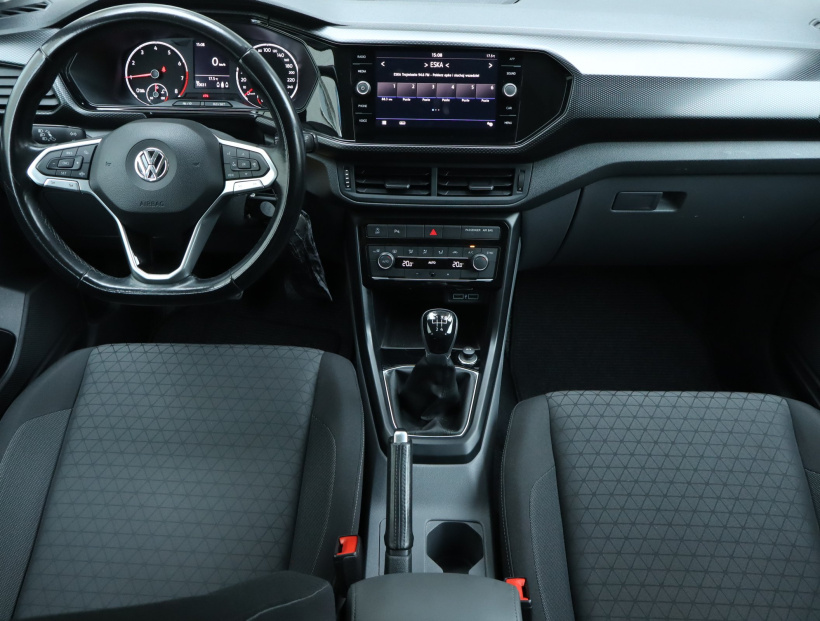 Volkswagen T-Cross, 2019