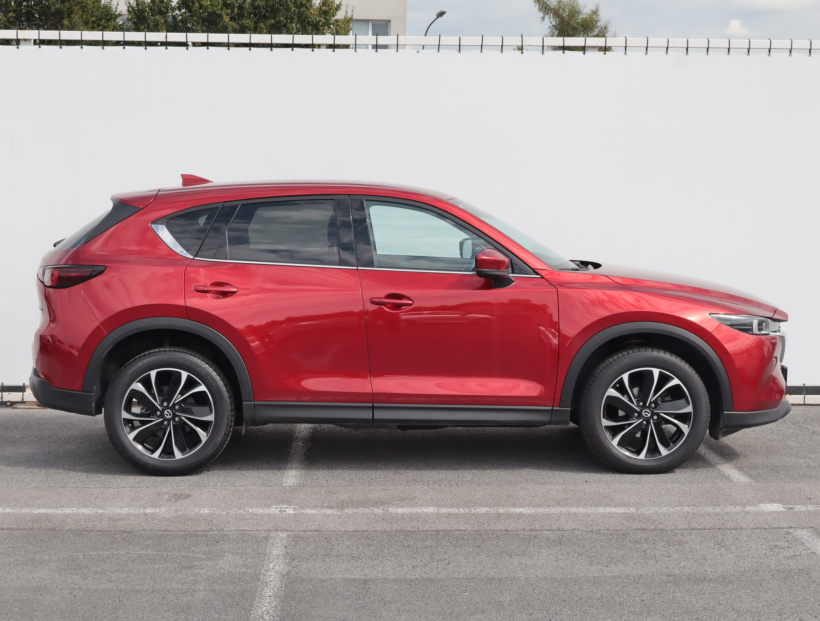 Mazda CX-5, 2024