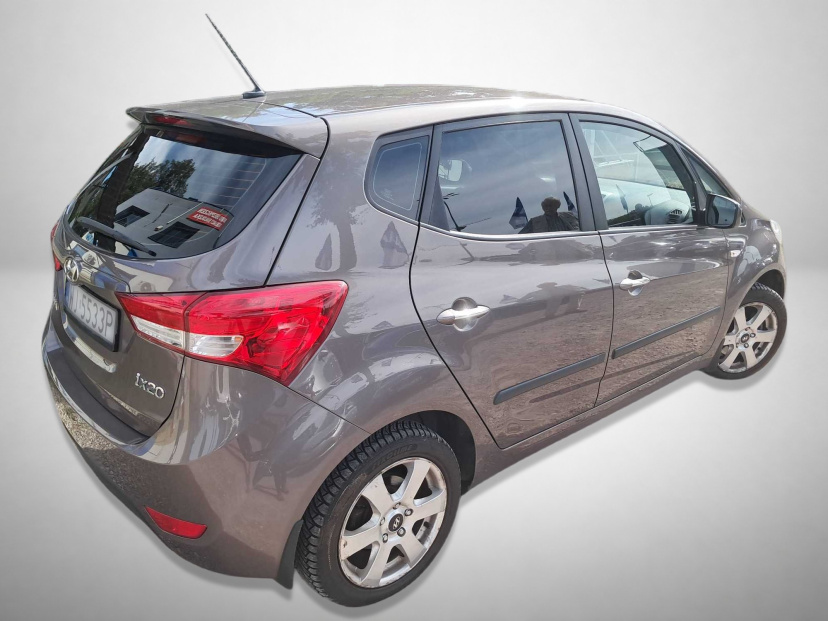 Hyundai ix20, 2012