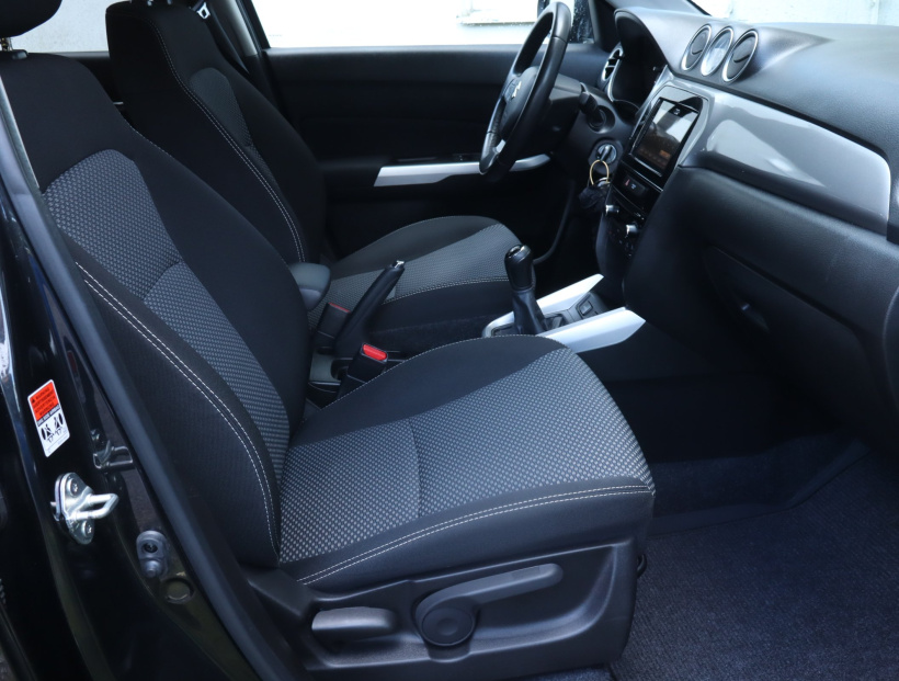 Suzuki Vitara, 2016