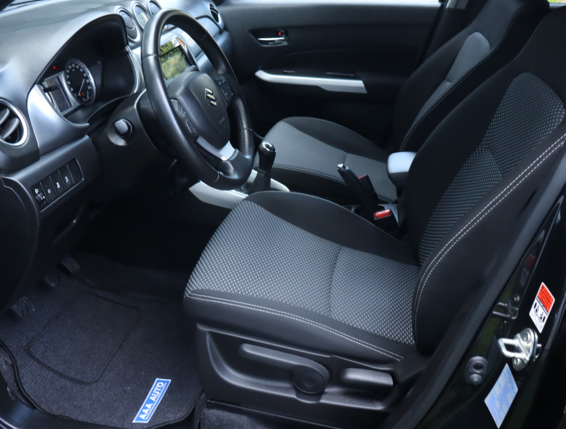 Suzuki Vitara, 2016