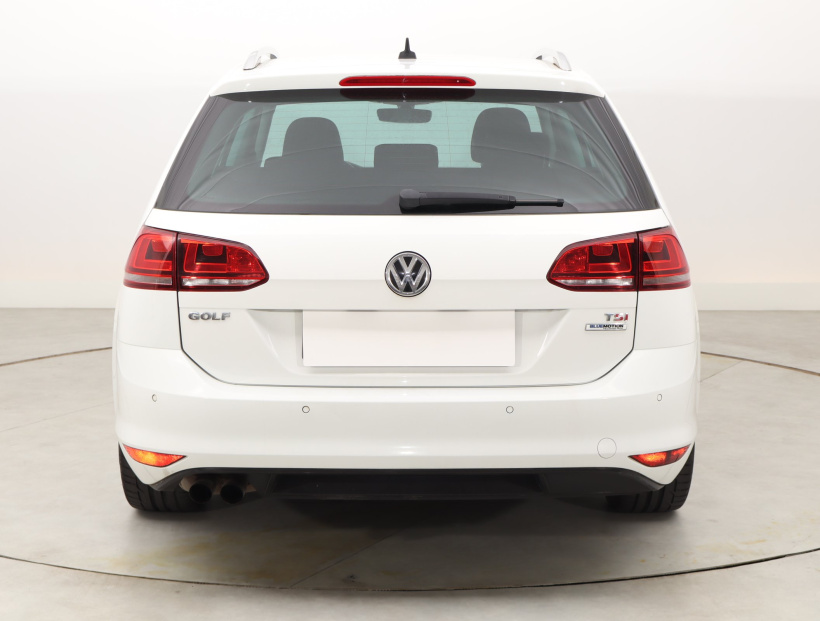 Volkswagen Golf, 2016