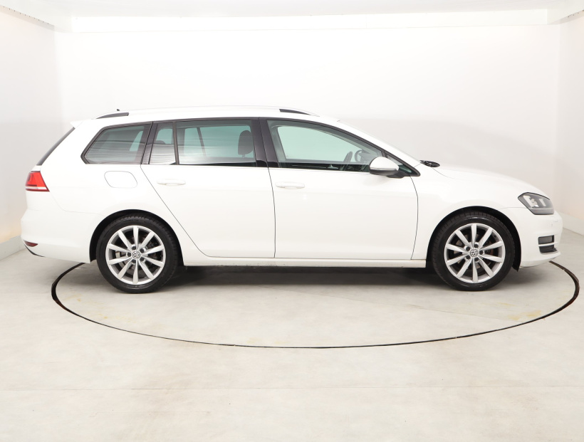 Volkswagen Golf, 2016