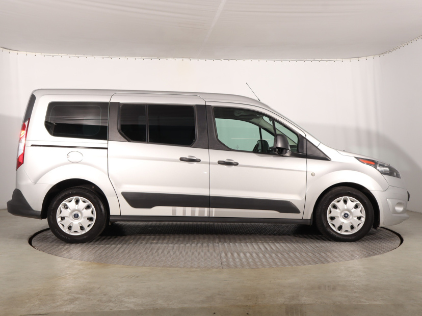 Ford Tourneo Connect, 2016