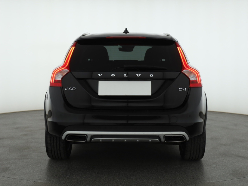 Volvo V60 Cross Country, 2017