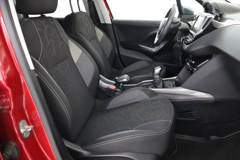 Peugeot 2008, 2016