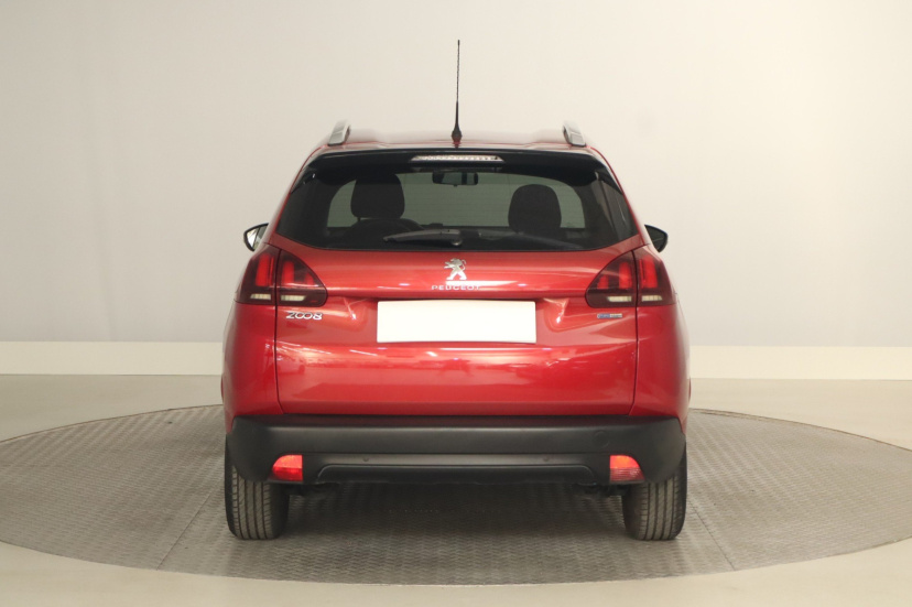 Peugeot 2008, 2016