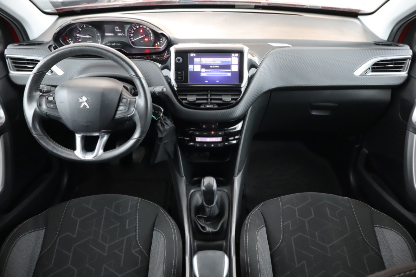 Peugeot 2008, 2016
