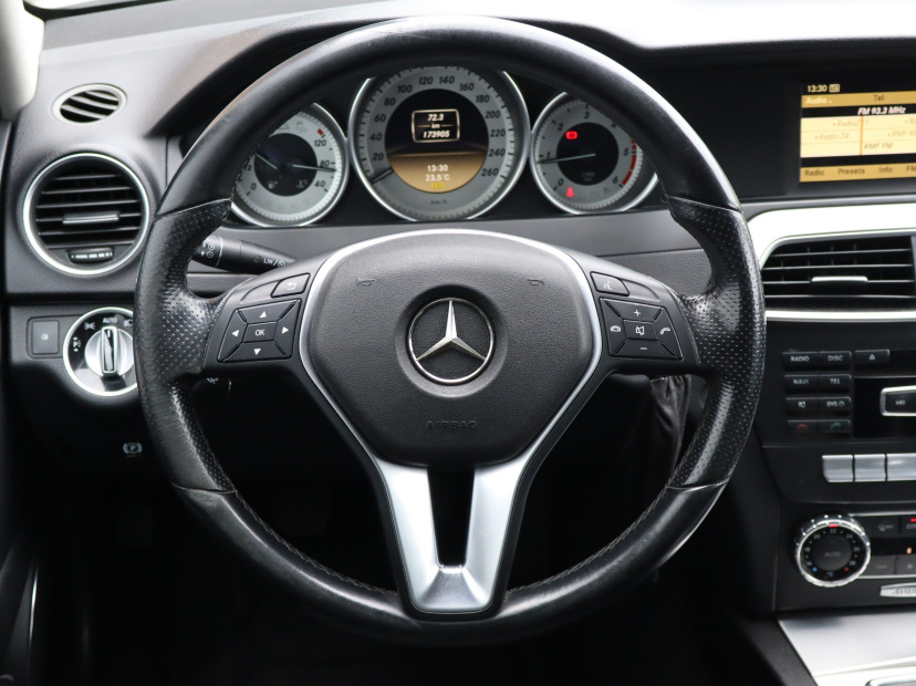 Mercedes-Benz C, 2011