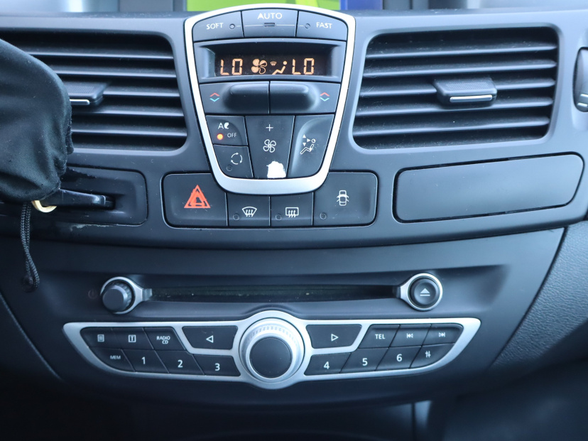 Renault Laguna, 2010