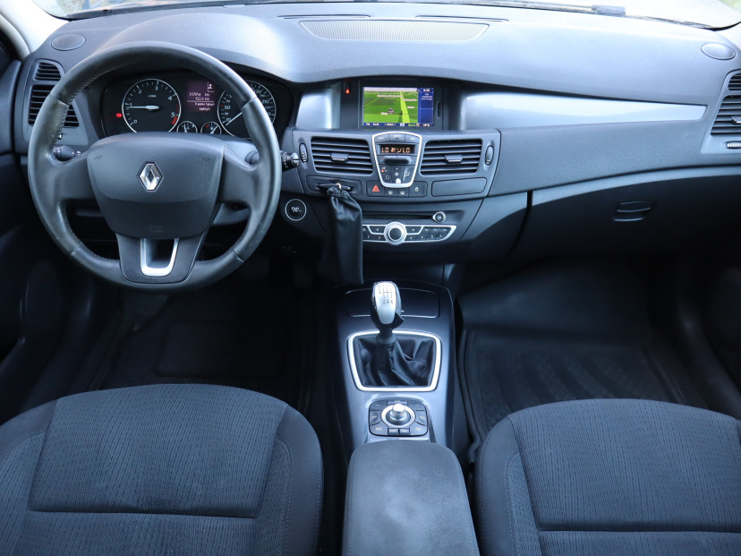 Renault Laguna, 2010