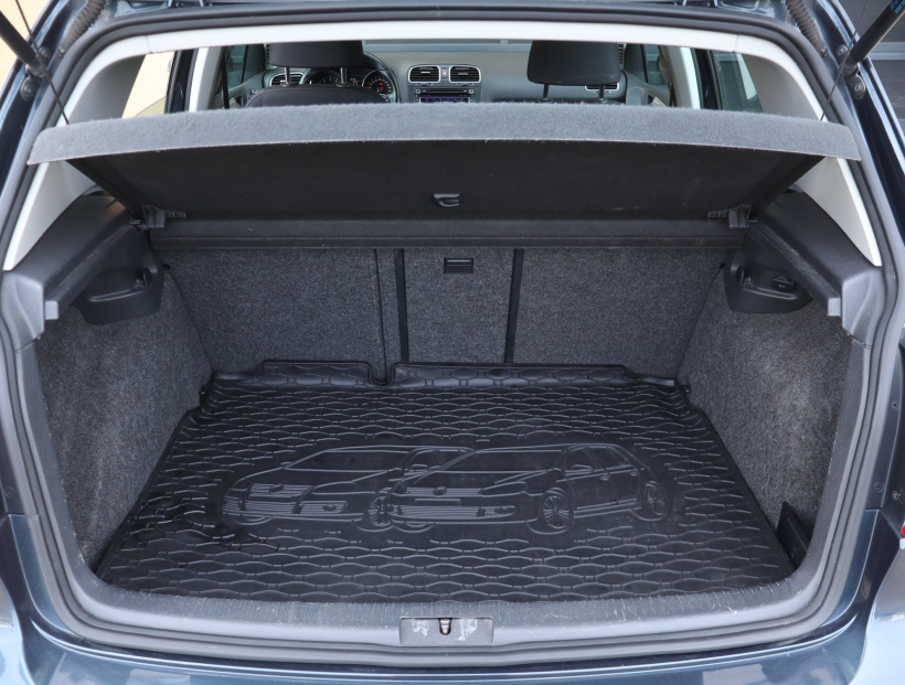 Volkswagen Golf, 2010