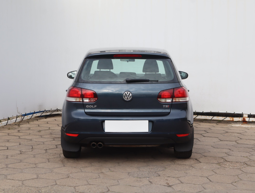Volkswagen Golf, 2010