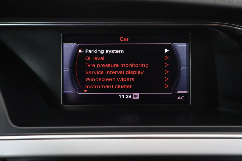 Audi A4, 2015