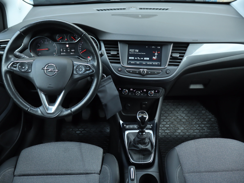 Opel Crossland, 2022