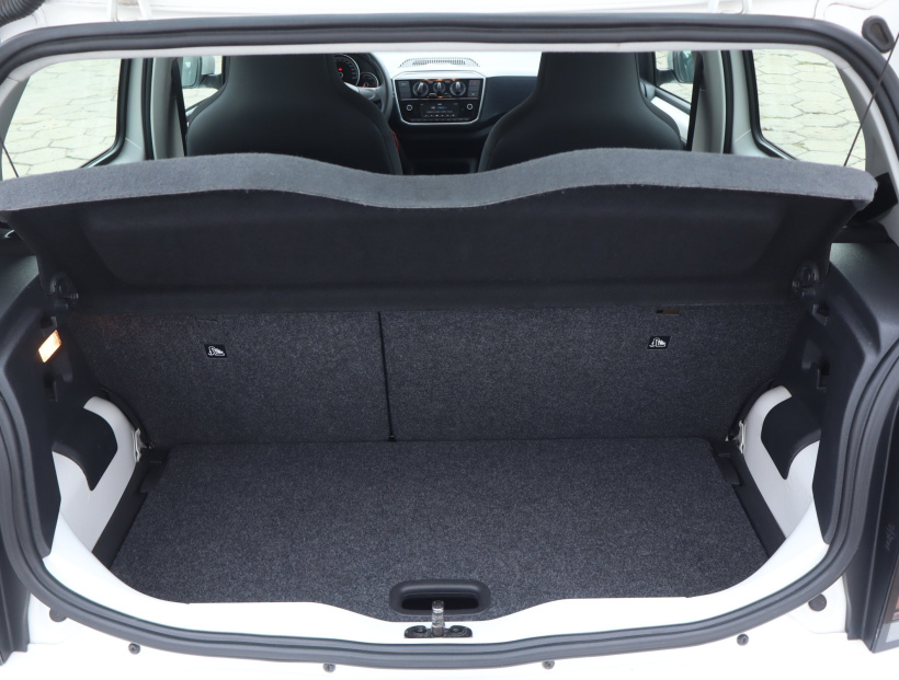 Volkswagen Up!, 2018