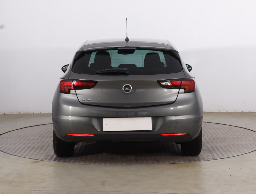 Opel Astra, 2020