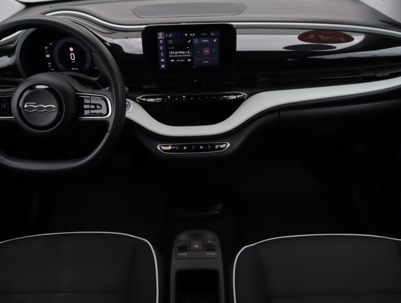 Fiat 500e, 2024