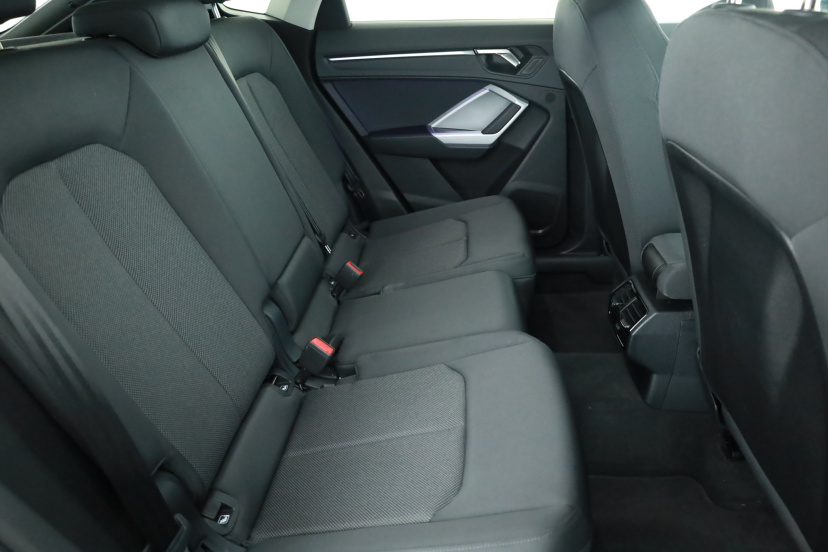 Audi Q3 Sportback, 2025