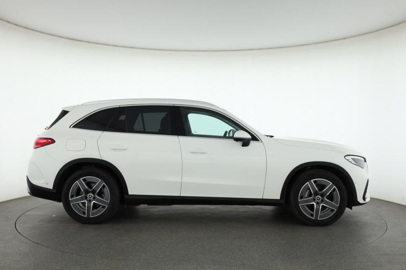 Mercedes-Benz GLC, 2024