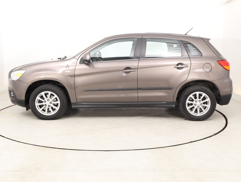 Mitsubishi ASX, 2011