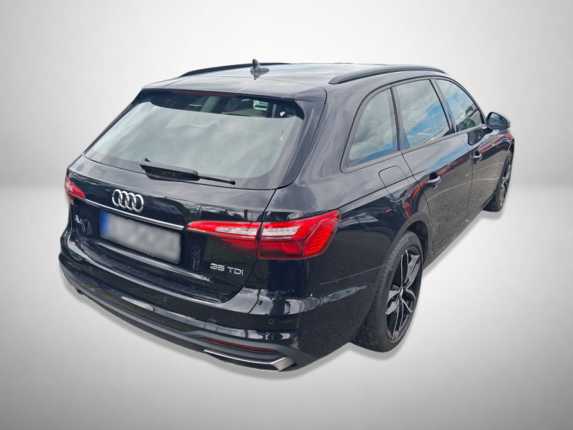 Audi A4, 2022