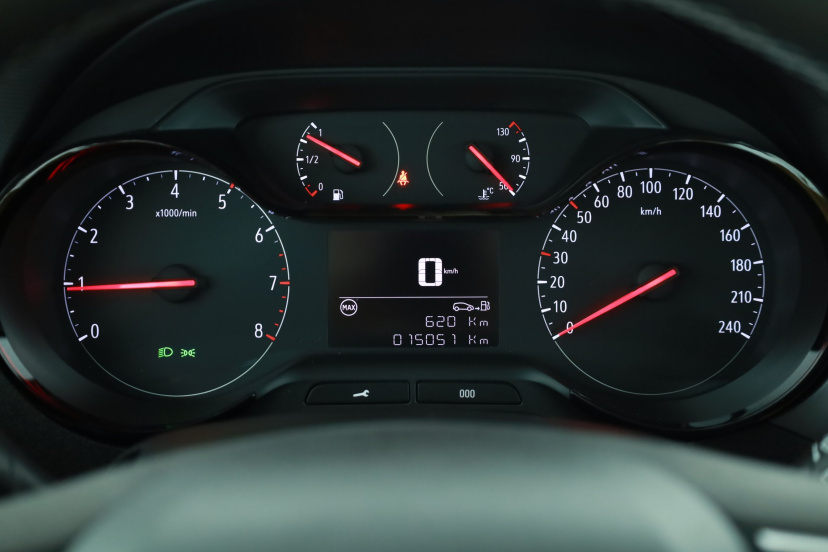 Opel Crossland, 2024