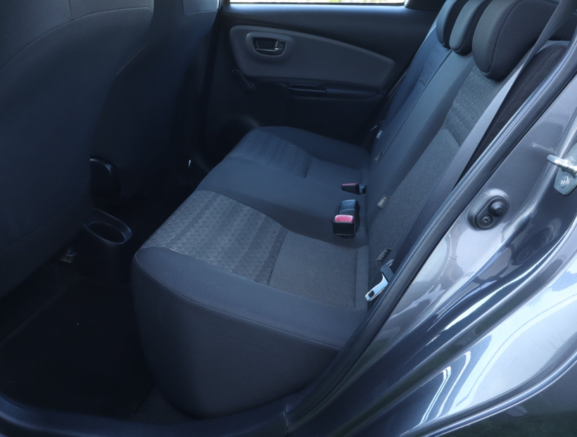 Toyota Yaris, 2015