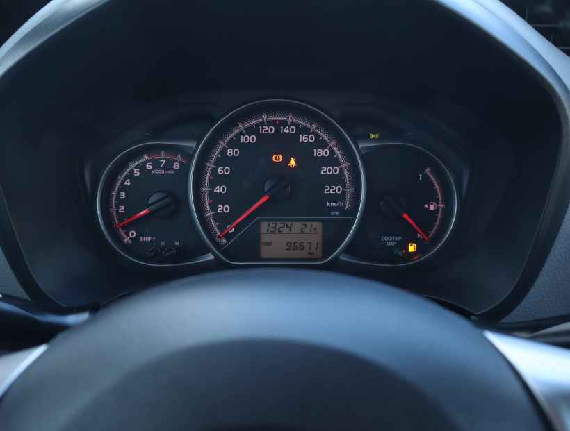 Toyota Yaris, 2015