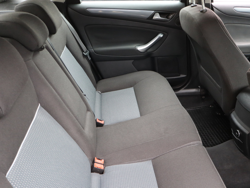 Ford Mondeo, 2012