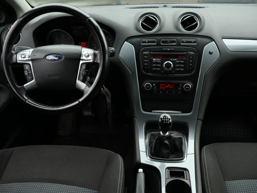 Ford Mondeo, 2012