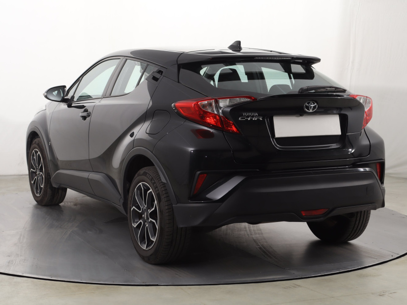 Toyota C-HR, 2018