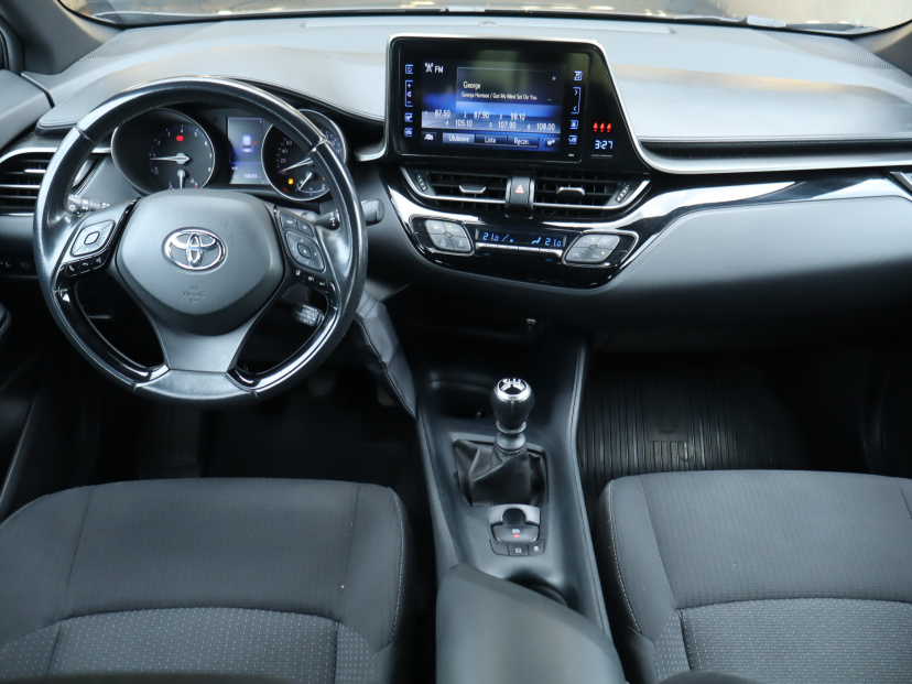 Toyota C-HR, 2018