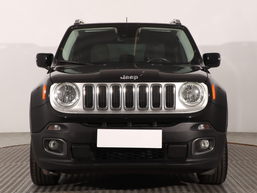 Jeep Renegade, 2015