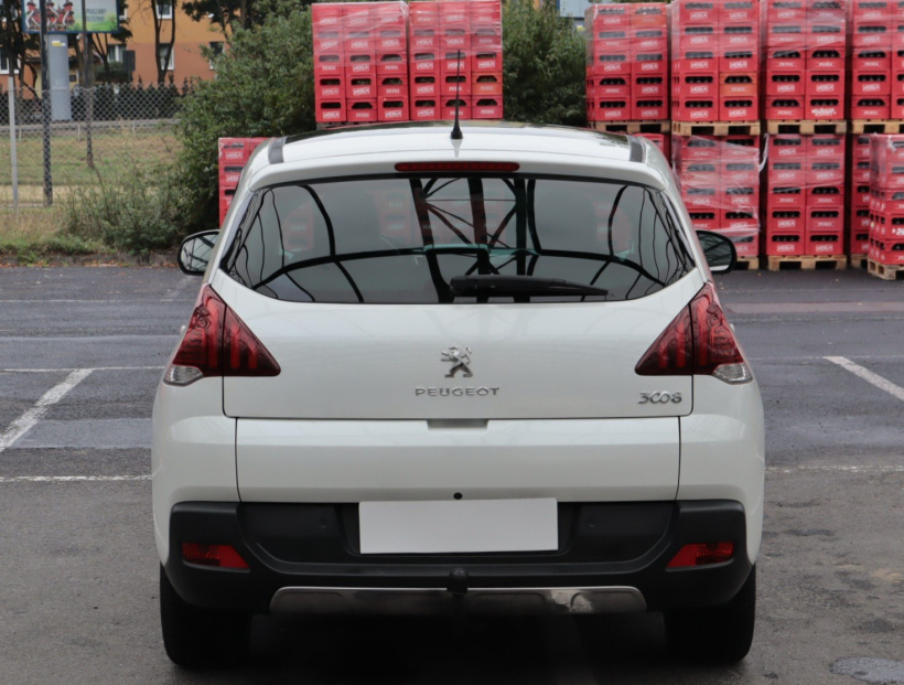Peugeot 3008, 2015