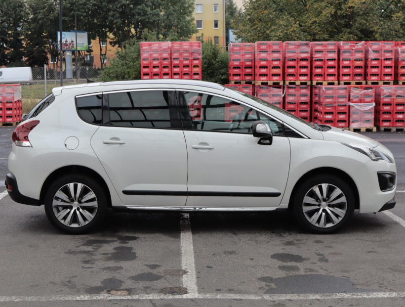 Peugeot 3008, 2015