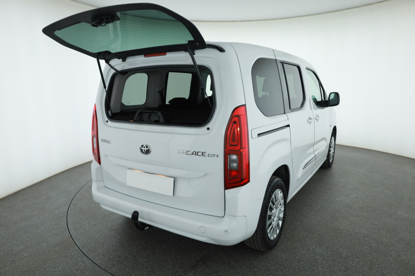 Toyota ProAce City Verso, 2023