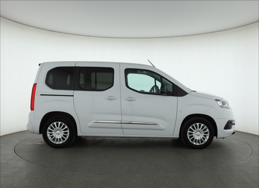 Toyota ProAce City Verso, 2023