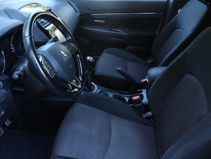 Mitsubishi ASX, 2017
