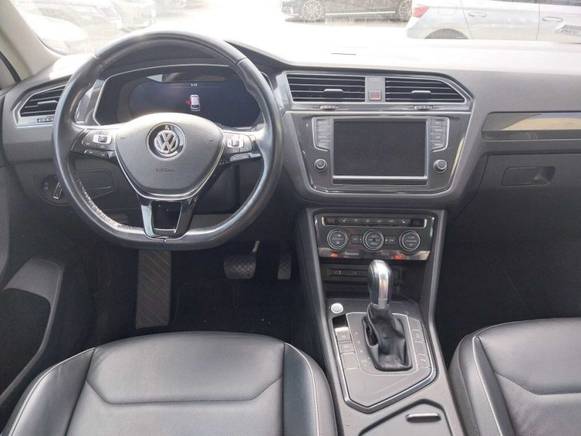 Volkswagen Tiguan, 2016