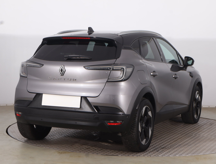 Renault Captur, 2024