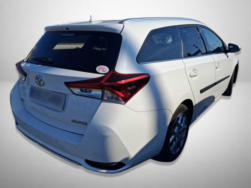 Toyota Auris, 2016