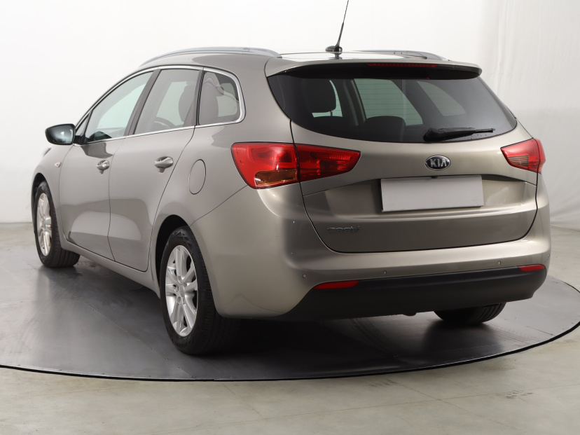 Kia Ceed, 2013