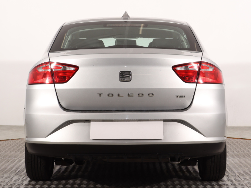 Seat Toledo, 2015