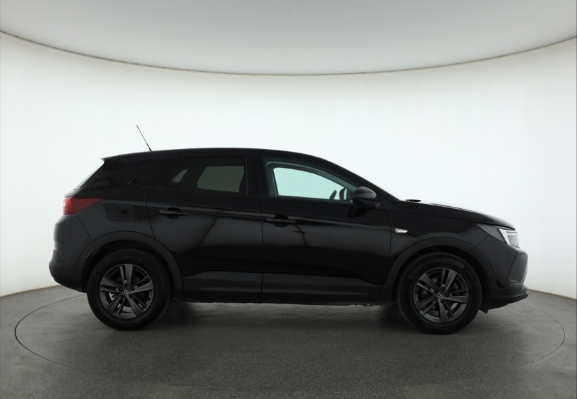 Opel Grandland, 2022