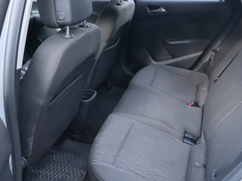 Opel Astra, 2013