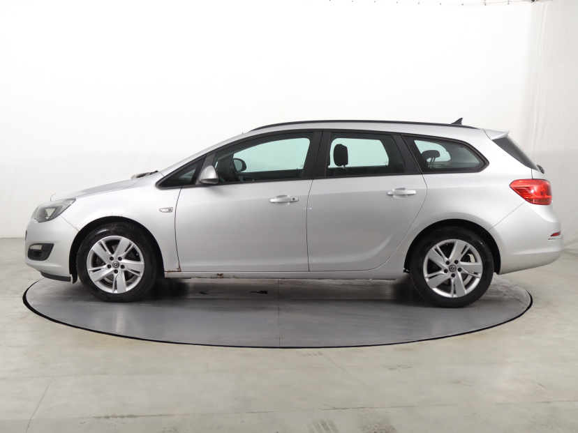 Opel Astra, 2013