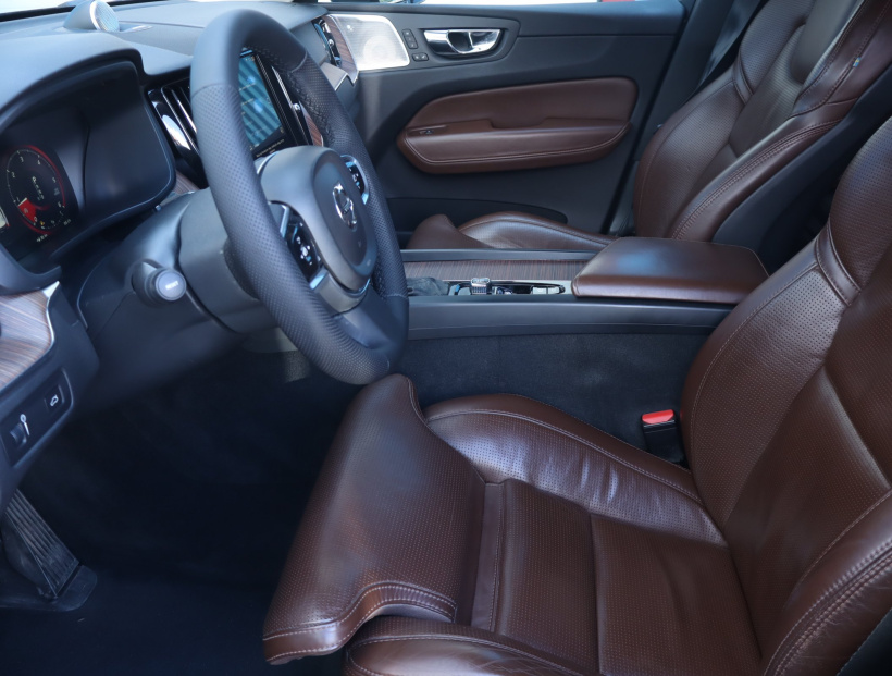 Volvo XC60, 2017
