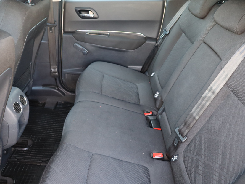 Peugeot 3008, 2010
