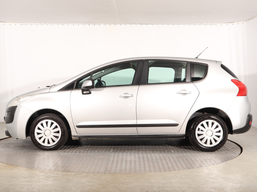 Peugeot 3008, 2010
